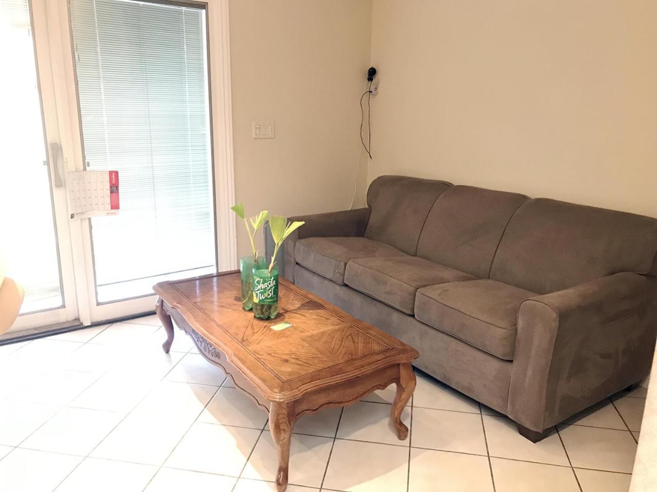 Comfortable Big Bedroom In The House For Rent-03 Privatunterkunft