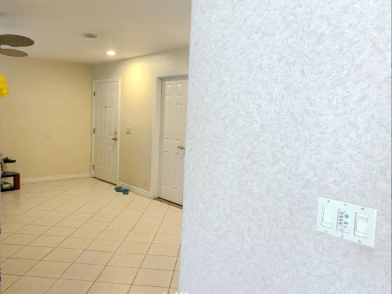 Homestay Comfortable Big Bedroom In The House For Rent-03